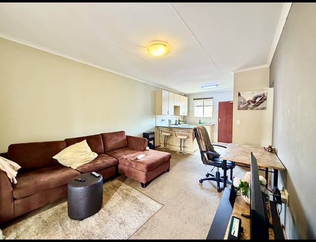 2 bed property for sale in TERENURE